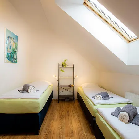 بيت للعطل Villapark Vlasky