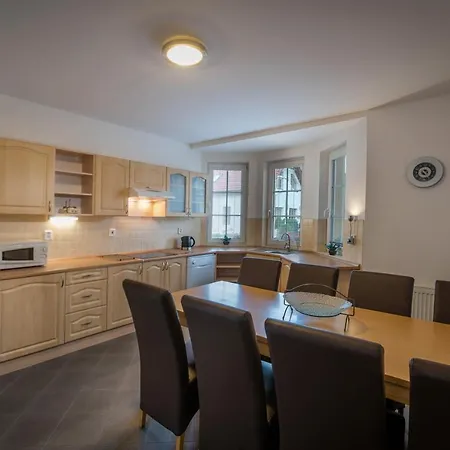 Villapark Vlasky بيت للعطل Bešeňová